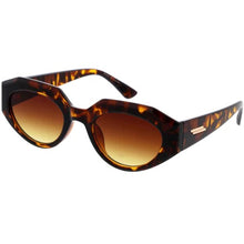 Load image into Gallery viewer, Black Tint Retro Sunglasses | LADO SIMPLE
