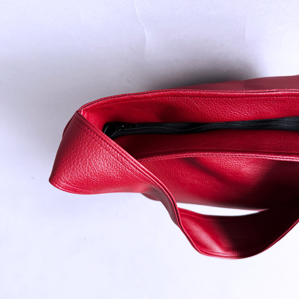 Red Tote | LADO SIMPLE