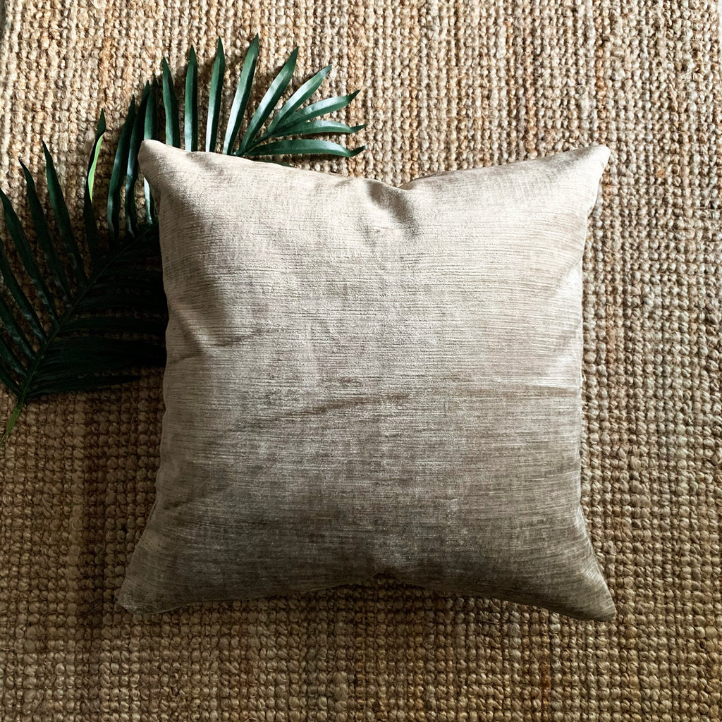 LADO SIMPLE, LADO SIMPLE DECOR is a local home decoration store, home decoration boutique. Owned by ALPHONSINA creator of SHOPALPHONSINA.COM. Home decoration items, accessories, furniture, art, crafts, and handmade art and decor. All home decor is with a simple, minimal approach. Services, decor, home decor alterations near me,home staging, styling, pre-loved items, refurbished furniture, decor alterations in PHOENIX, ARIZONA, LOS ANGELES, SAN DIEGO, ANAHEIM, SOUTHERN CALIFORNIA, CALIFORNIA