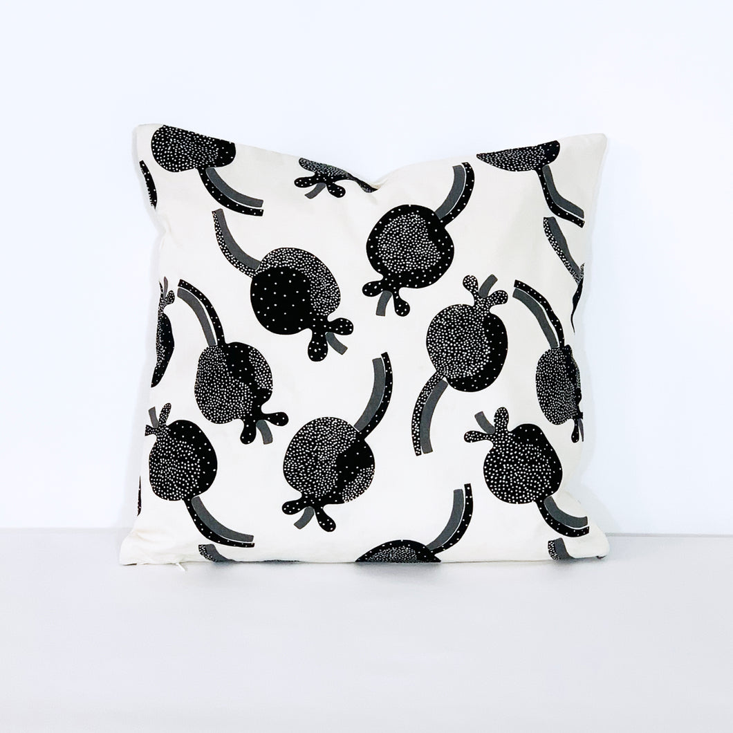 Black And White Print Pillow Cover | LADO SIMPLE DECOR