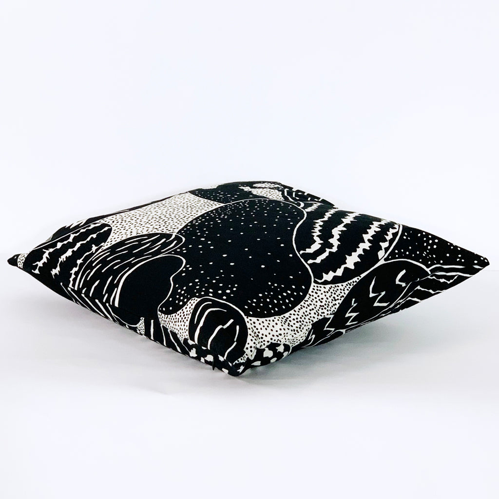 Black And White Cactus Like Print Pillow Cover | LADO SIMPLE DECOR